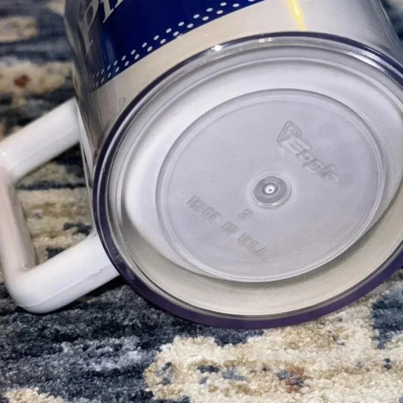 vintage pillsbury plastic coffee mug cup white/blue made in usa 4” height - Picture 5 of 10